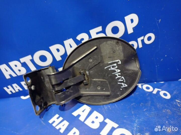 Лючок бензобака Ваз Лада Калина седан 11183 2010
