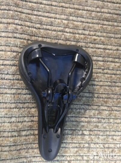 Седло для велосипеда кожаное