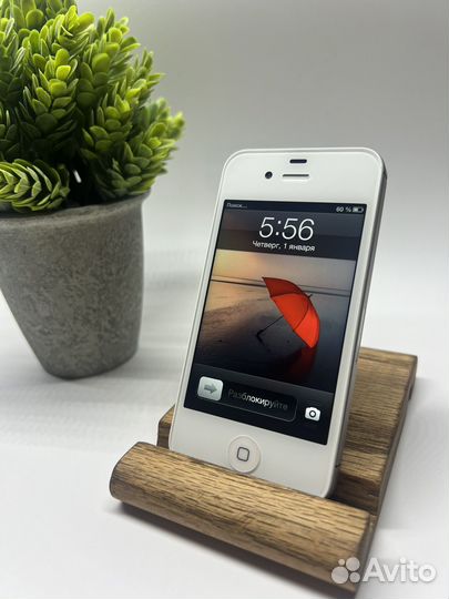 iPhone 4S, 16 ГБ