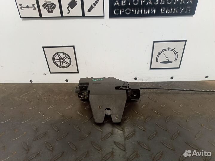 Замок багажника для BMW 3-serie E90 / E91