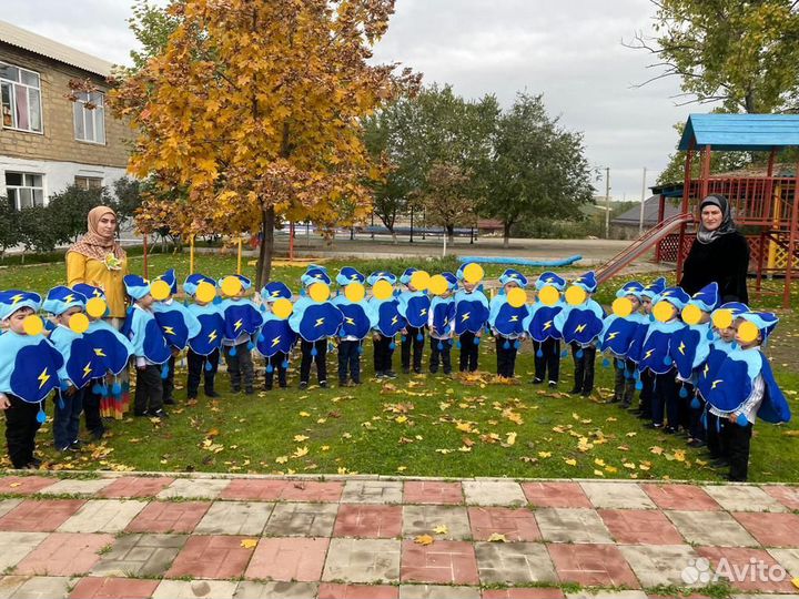 Прокат карнавальных костюмов и платьев