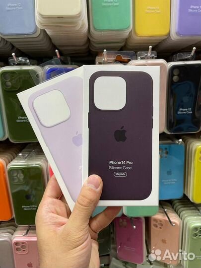 Чехол на iPhone