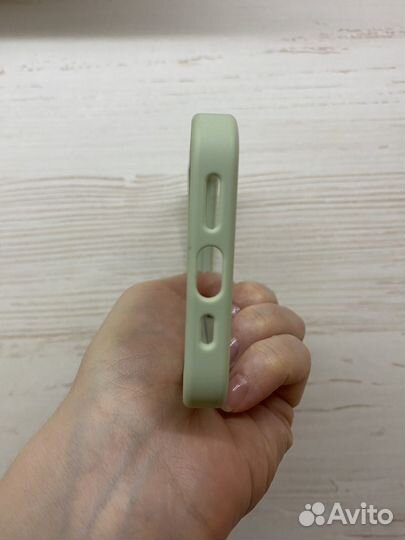 Чехол на iPhone 12