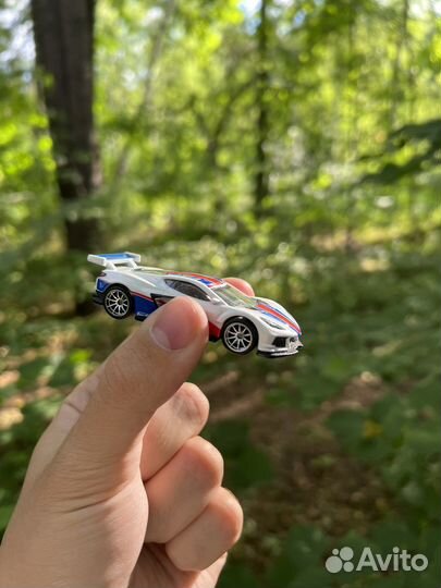 Коллекционная модель 1:64