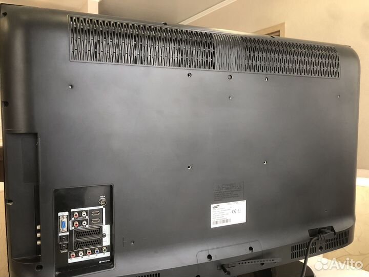 Телевизор samsung