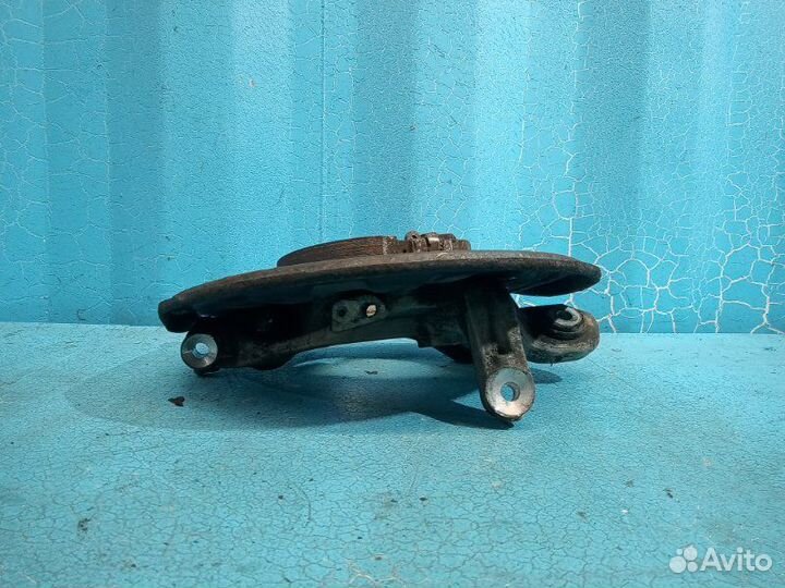 Кулак цапфа задний левый Mercedes-Benz C-Class