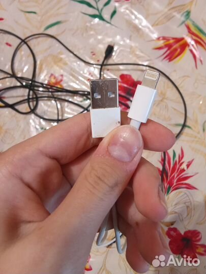 Зарядка на iPhone