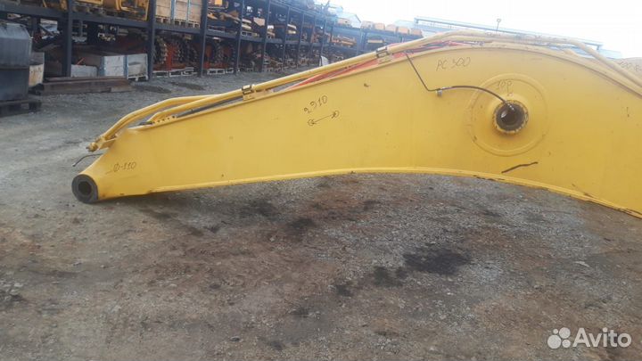 Стрела экскаватора Komatsu PC300-7