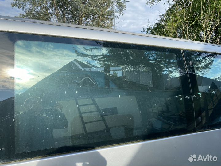 Боковые стекла на mercedes vito 638