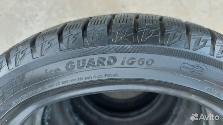 Yokohama Ice Guard IG60 215/45 R17
