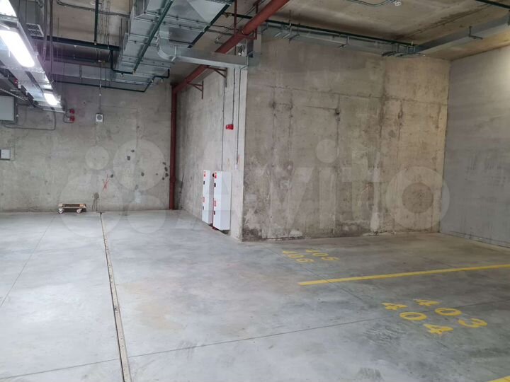 Машиноместо, 13 м²