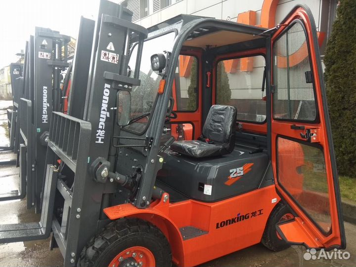 Аренда вилочного погрузчика 2.5 тонны