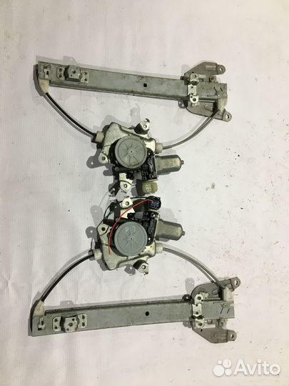 Стеклоподъемник Nissan X-Trail задний