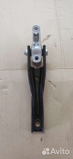 Опора двигателя Volkswagen 5Q0199855AB