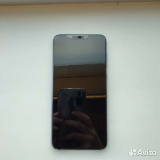 Телефон Asus (ZB633KL)