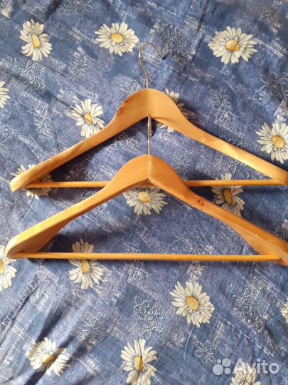 Вешалка плечики для одежды