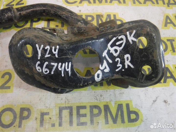 Кронштейн задней балки Subaru Legacy Outback III