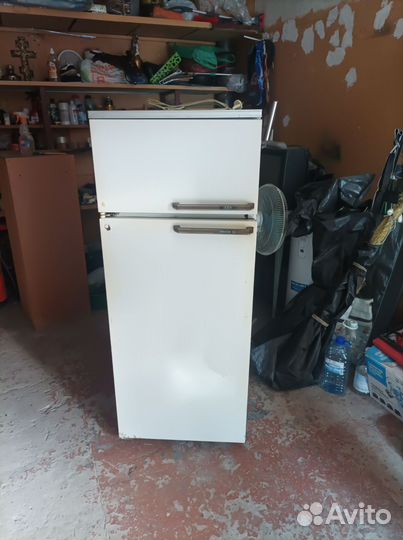 Холодильник бу