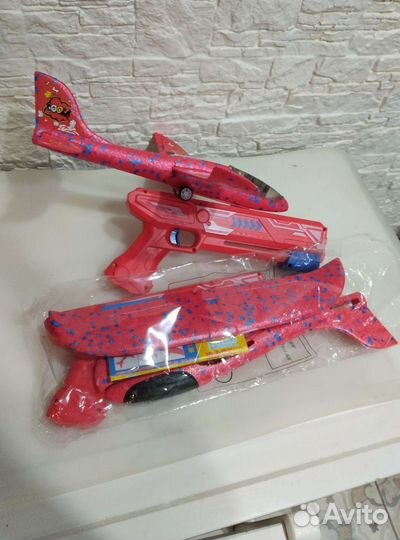 Самолёт с пистолетом