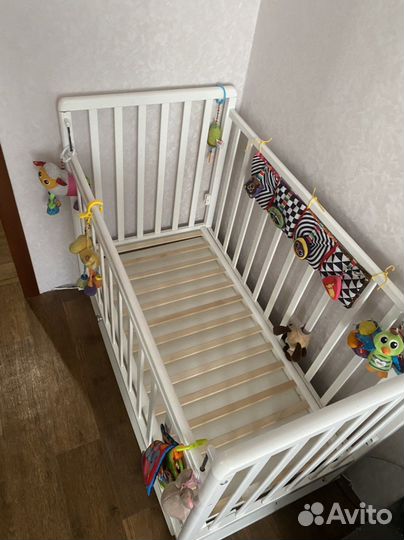 Кровать детская без матраса