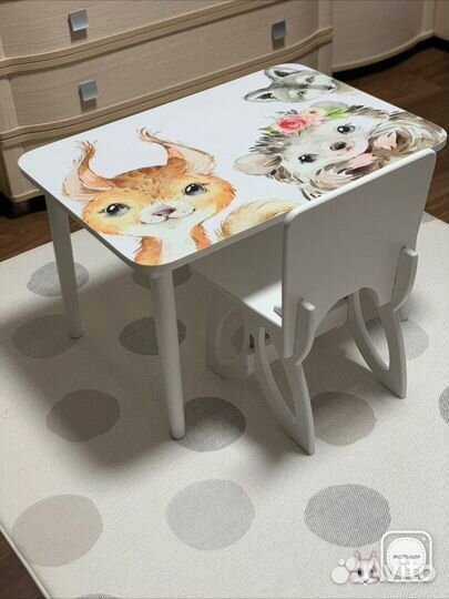 Детский стол и стул новый комплект
