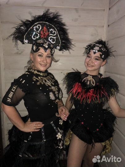 Ведущая, шоу-актриса на свадьбу юбилей банкет