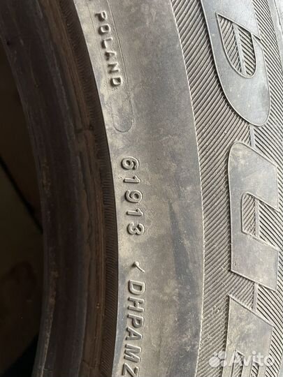 Bridgestone Dueler H/P 235/55 R19 101W