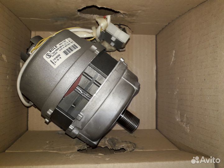 Двигатель для стиральной машины Indesit, Ariston