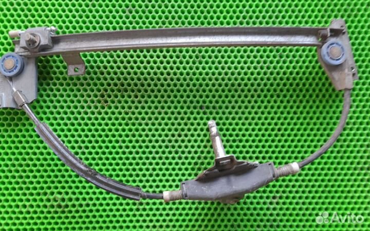 Стеклоподъемник задний левый Ауди 100 С3 Audi 100