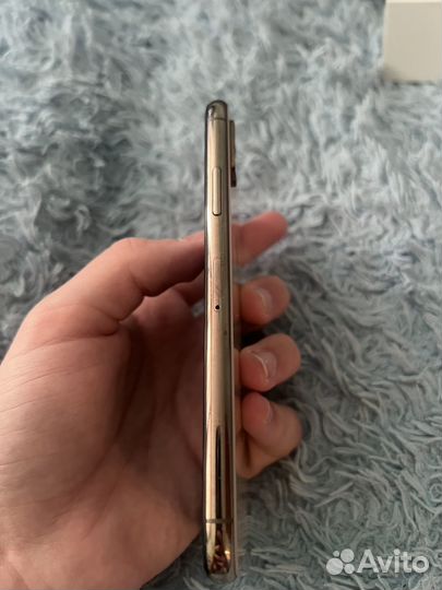 iPhone Xs, 64 ГБ