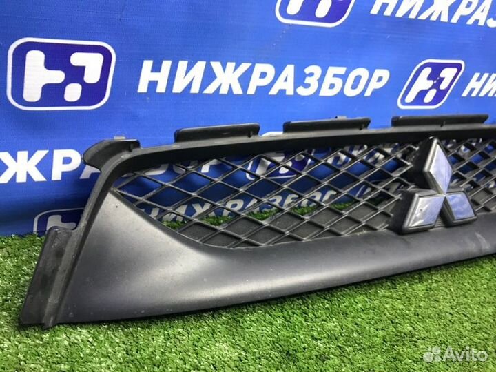 Решетка радиатора Mitsubishi Asx 1.6 4A92 2011