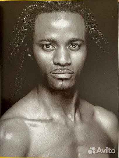 Книга Альбом Men Exposed by Peter Arnold 2005 года