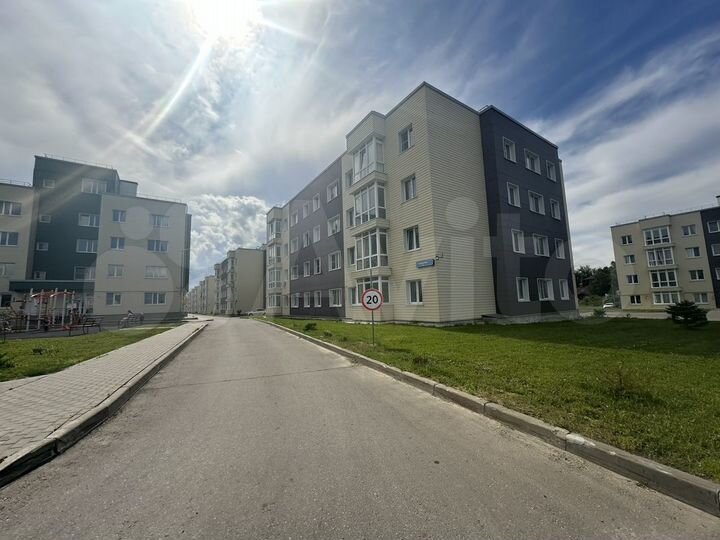 2-к. квартира, 82,9 м², 4/4 эт.