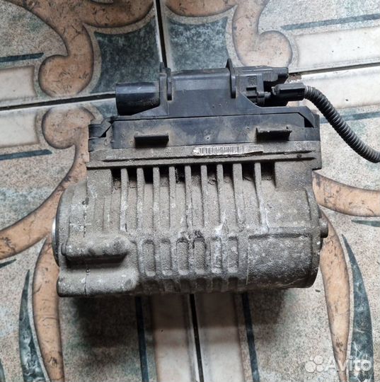 Электромотор рулевой рейки Volkswagen Touran