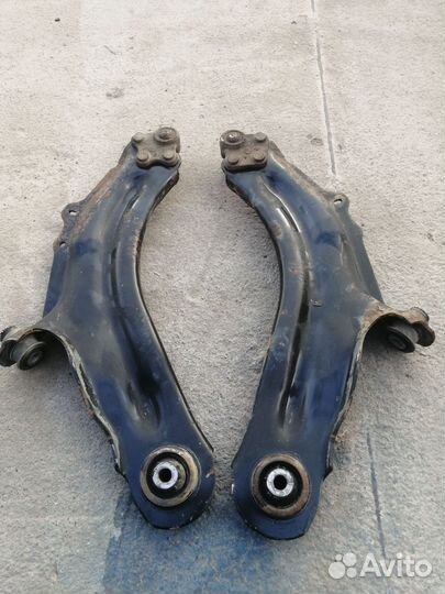 Рычаги передней подвески Renault Kangoo 2