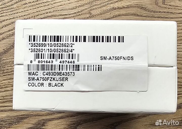 Samsung Galaxy A7 (2018), 4/64 ГБ