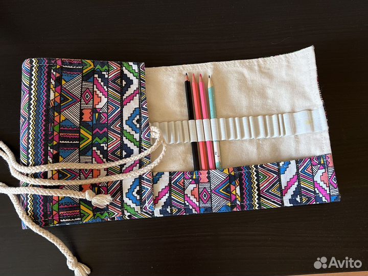 Пенал для карандашей и канцтоваров