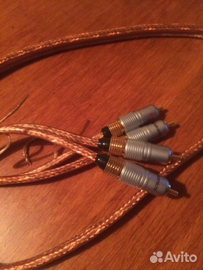 Межблочник monster RCA