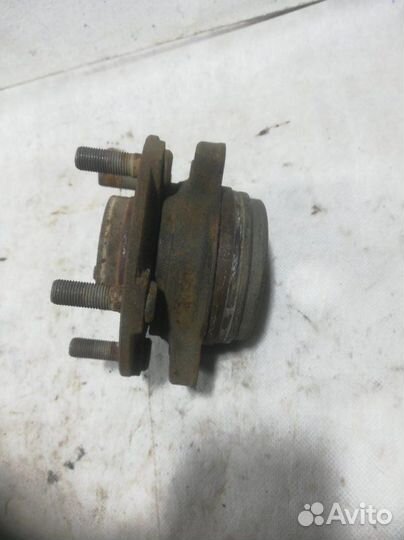 Ступица передняя Nissan Teana