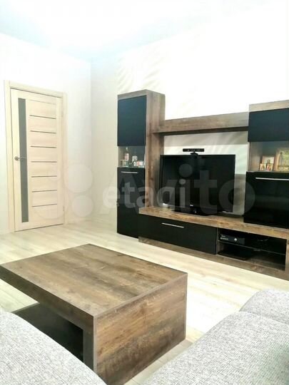 2-к. квартира, 53,2 м², 1/9 эт.