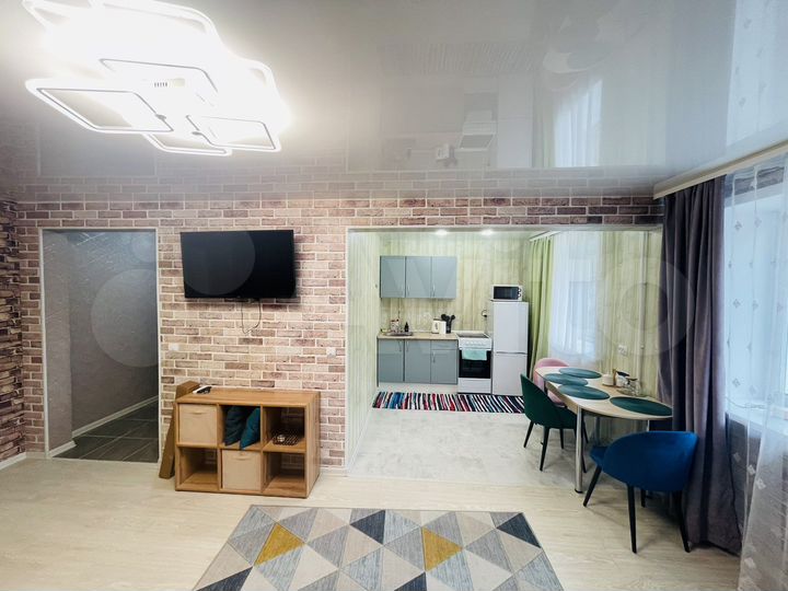 2-к. квартира, 45 м², 1/5 эт.