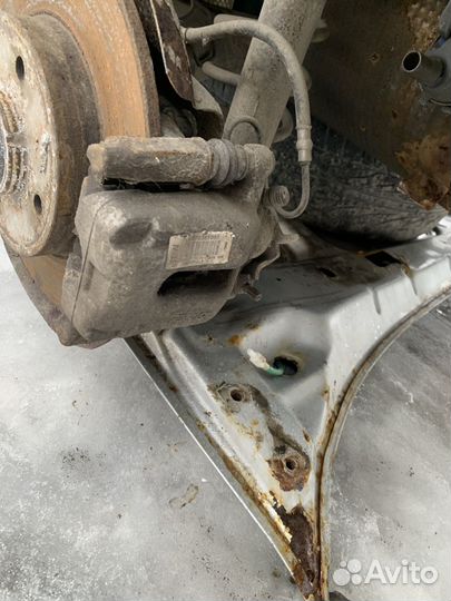 Суппорт задний Пежо 308