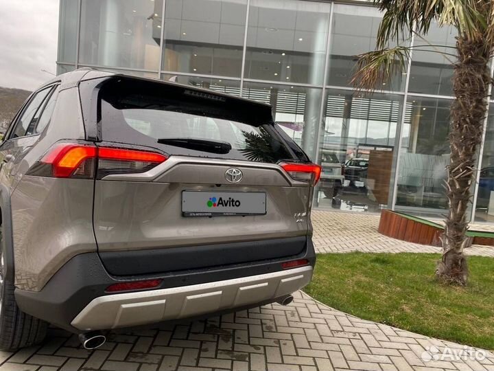 Toyota RAV4 2.0 CVT, 2022