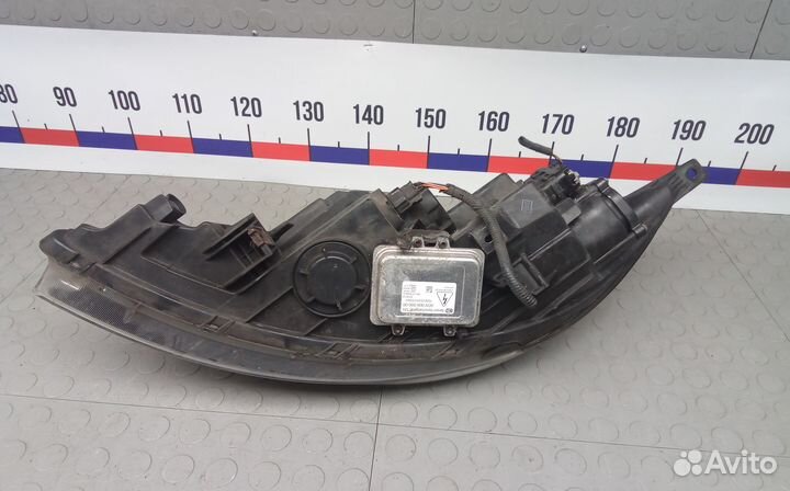 Фара правая Kia Sportage