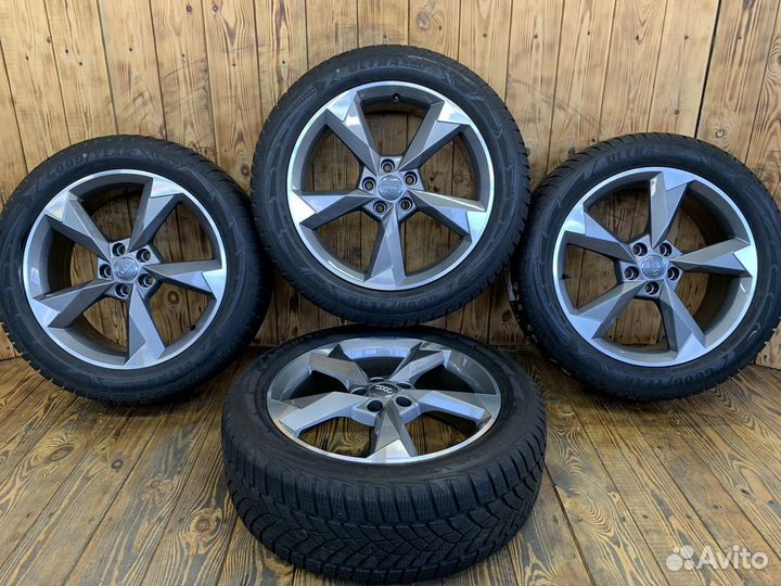 Оригинальные колеса Audi Q3 RSQ3 8U R19