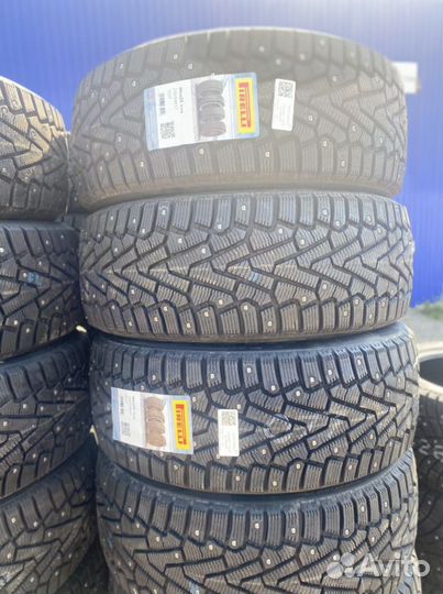 Pirelli Ice Zero 235/55 R17