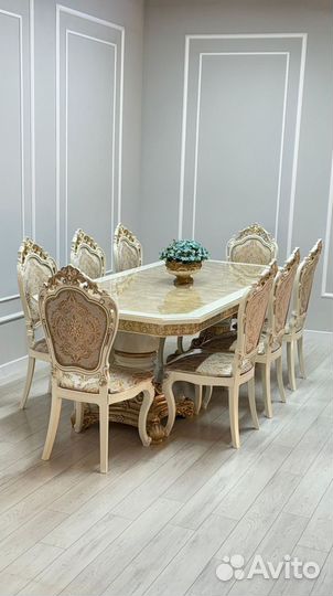 Комплект стол и стулья. В наличии