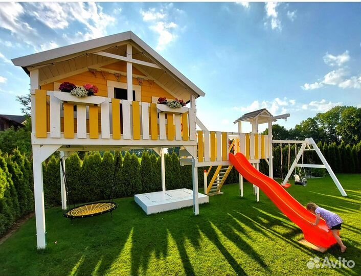 Детский игровой комплекс с домиком и горкой