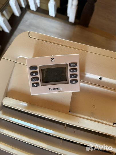 Кондиционер мобильный Electrolux eacm-12 EZ/N3