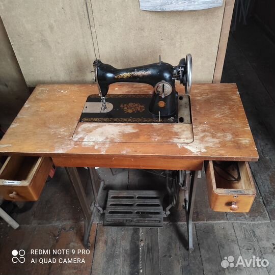 Швейная машинка